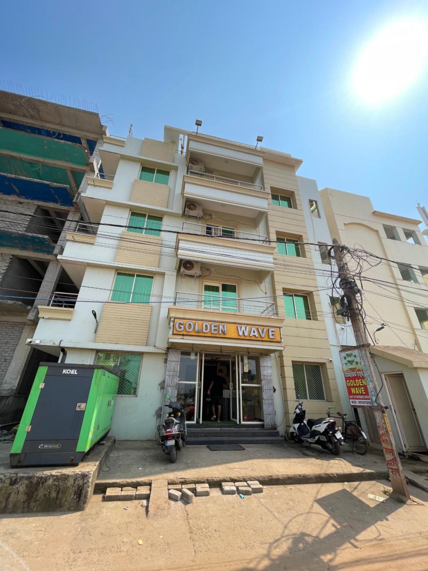 Hotel Golden Wave Puri Exterior photo
